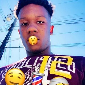 Meet your Posher, Carlos